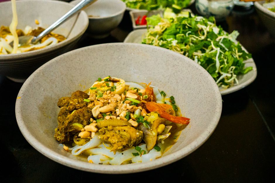 Mì Quảng Bà Mua